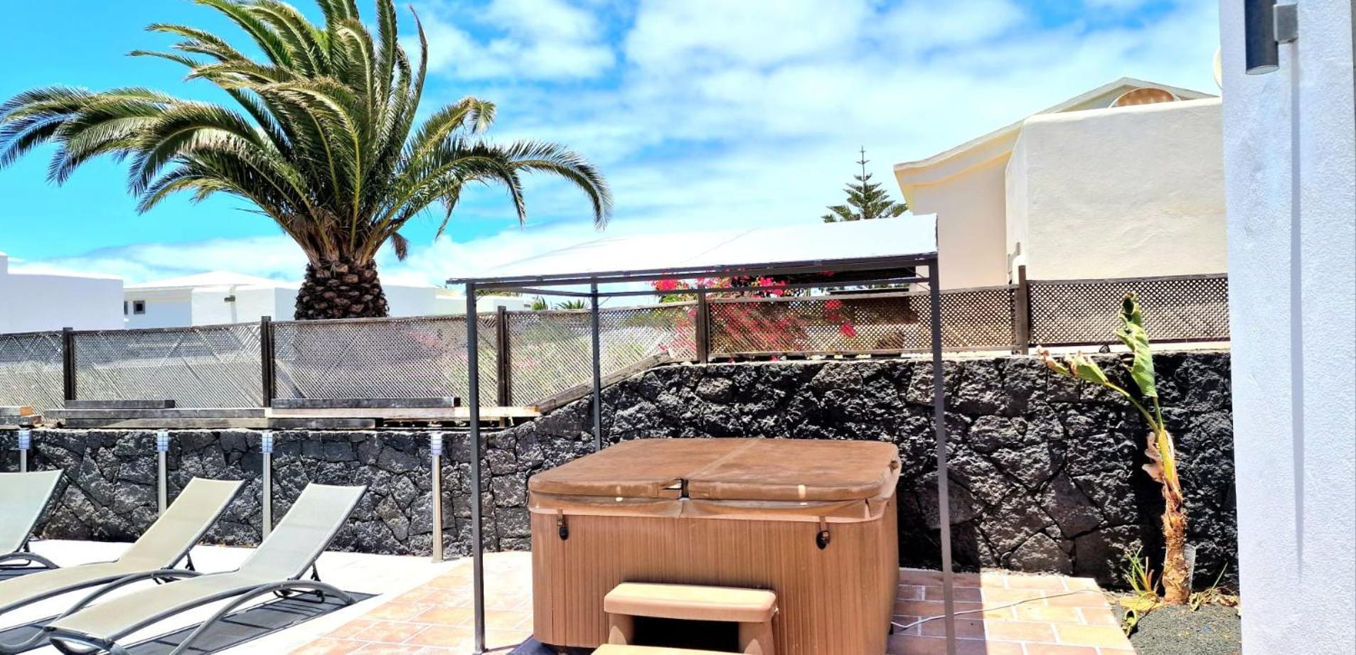 Casa De Nefertiti Villa Playa Blanca  Exterior photo